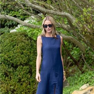 Elegant Navy Sleeveless Linen Maxi Dress